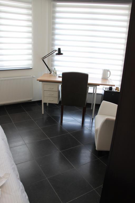 Logies Stienon * Brussels