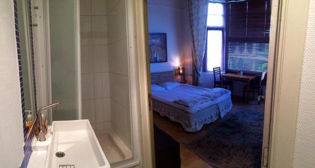 Aparthotel Appart-hôtel Maison De La Lune - Petite D'etterbeek Brüssel