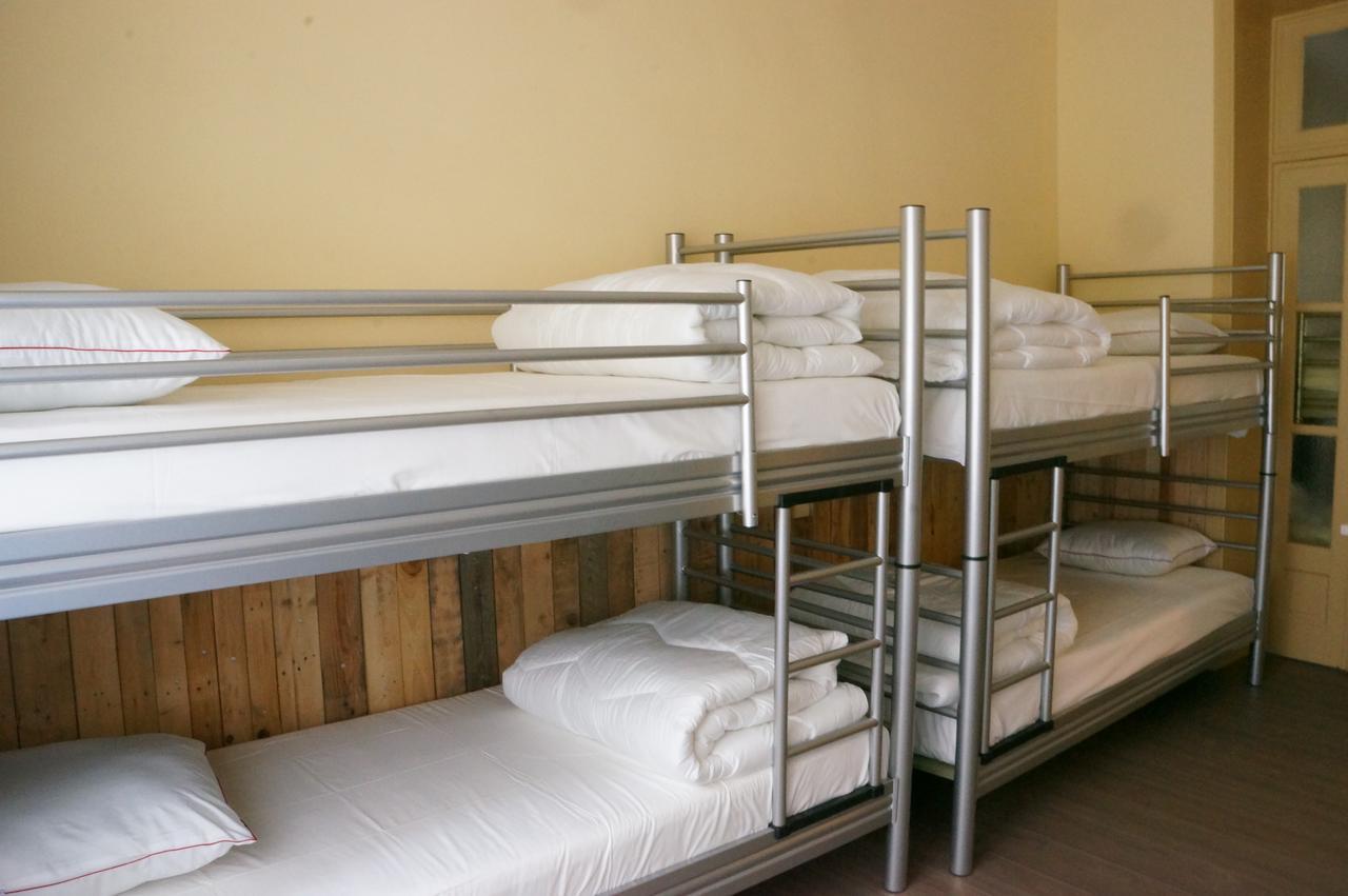 Es Midi Hostel