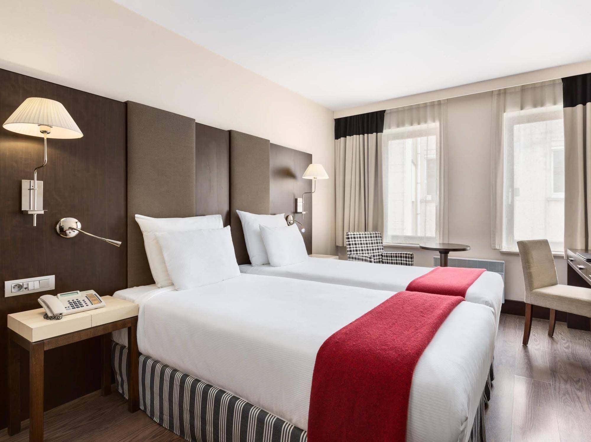 Nh Grand Place Arenberg 4*