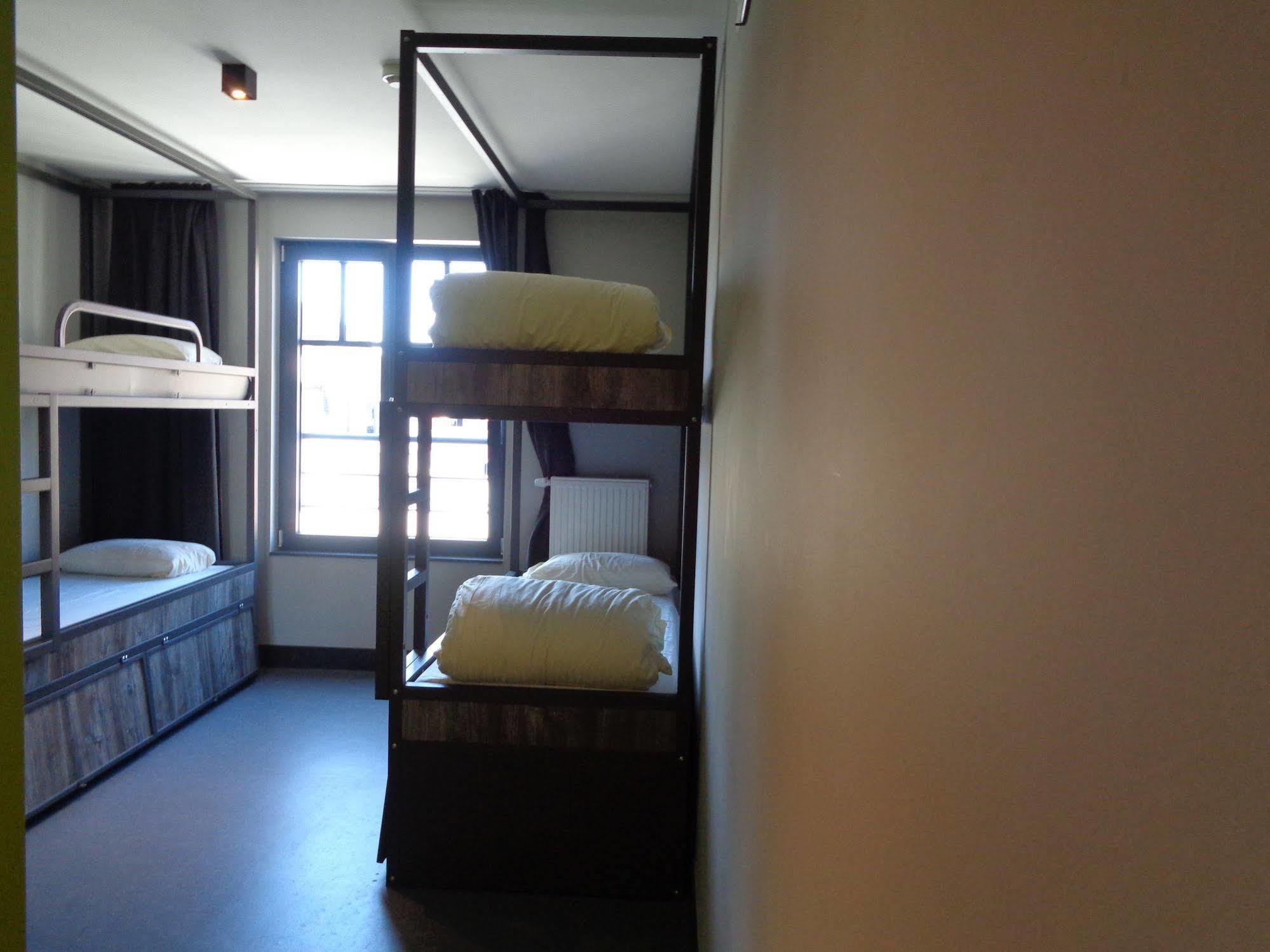 Brxxl 5 Centre Albergue *