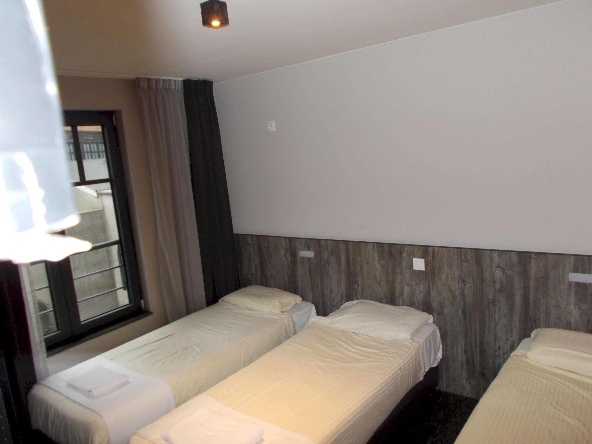 Albergue Brxxl 5 Centre Bruxelas