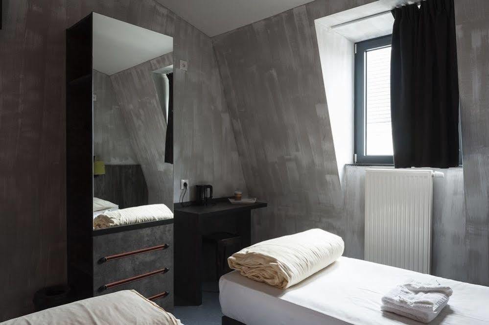 Brxxl 5 Centre Albergue Bruxelas