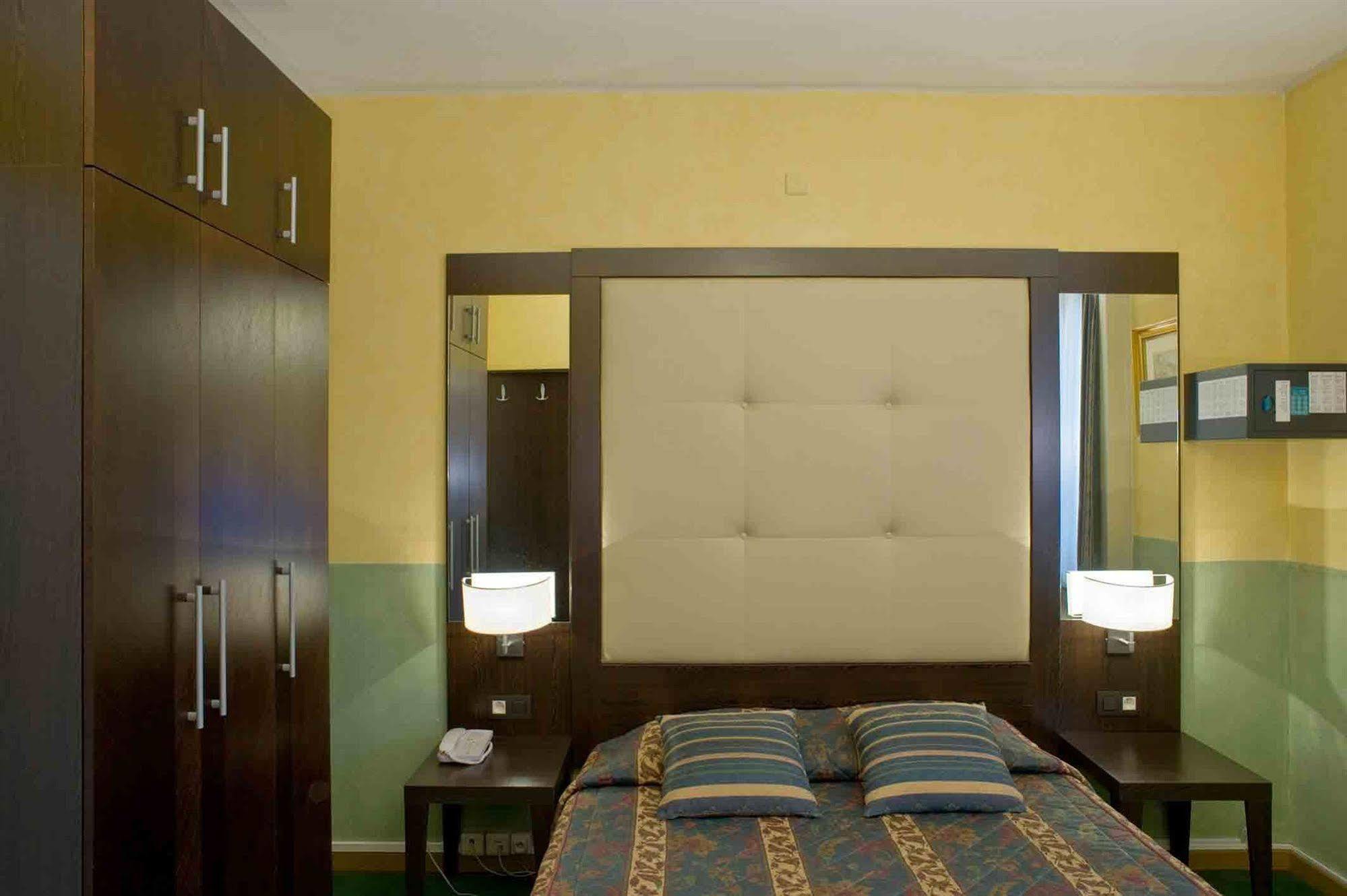 Plasky Hotel Schaerbeek