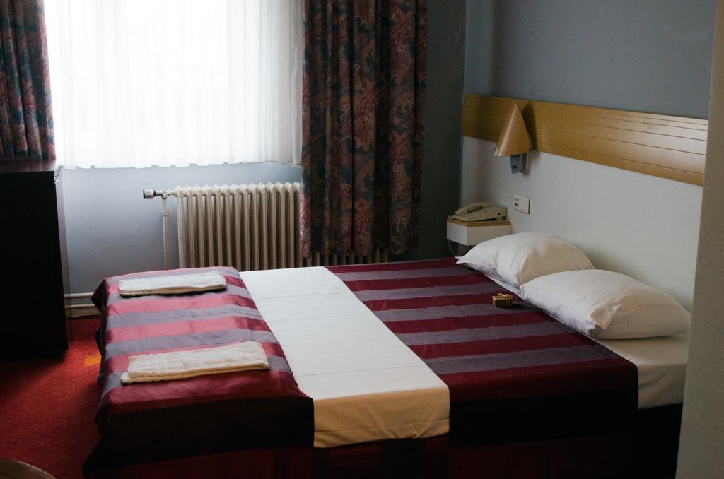 Hotel Slina Brussels 3*