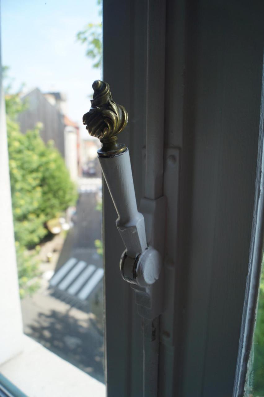 Bed & Breakfast Botanique Brussels