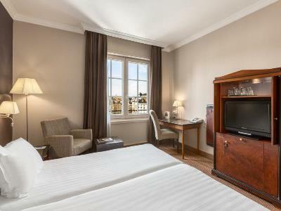 Hotel Nh Carrefour De L'europe