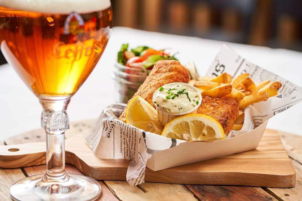 Hotel Park By Radisson Brussels Centre Midi 3*