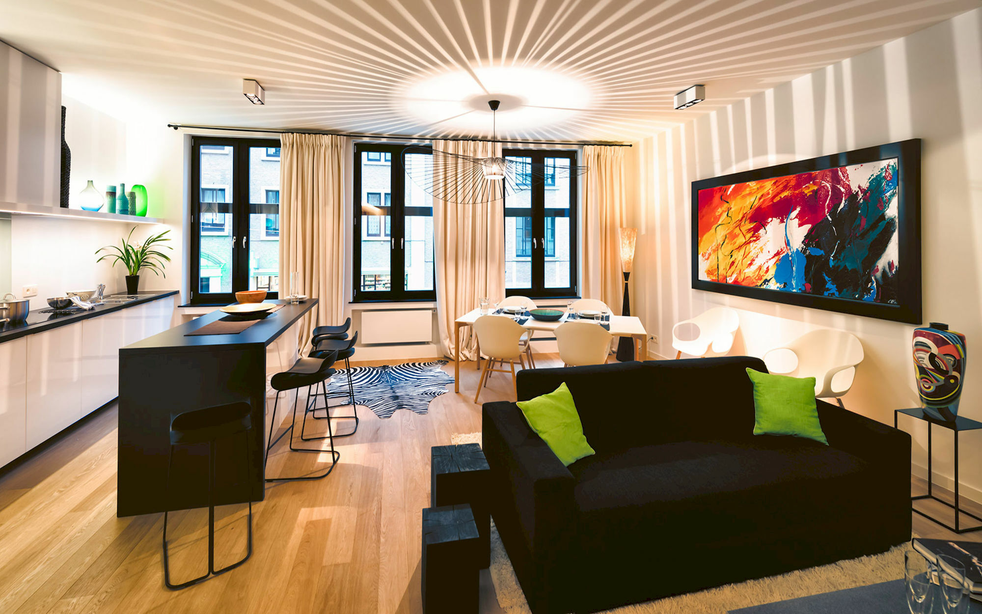 Charles Home - Grand Place Aparthotel Brussels