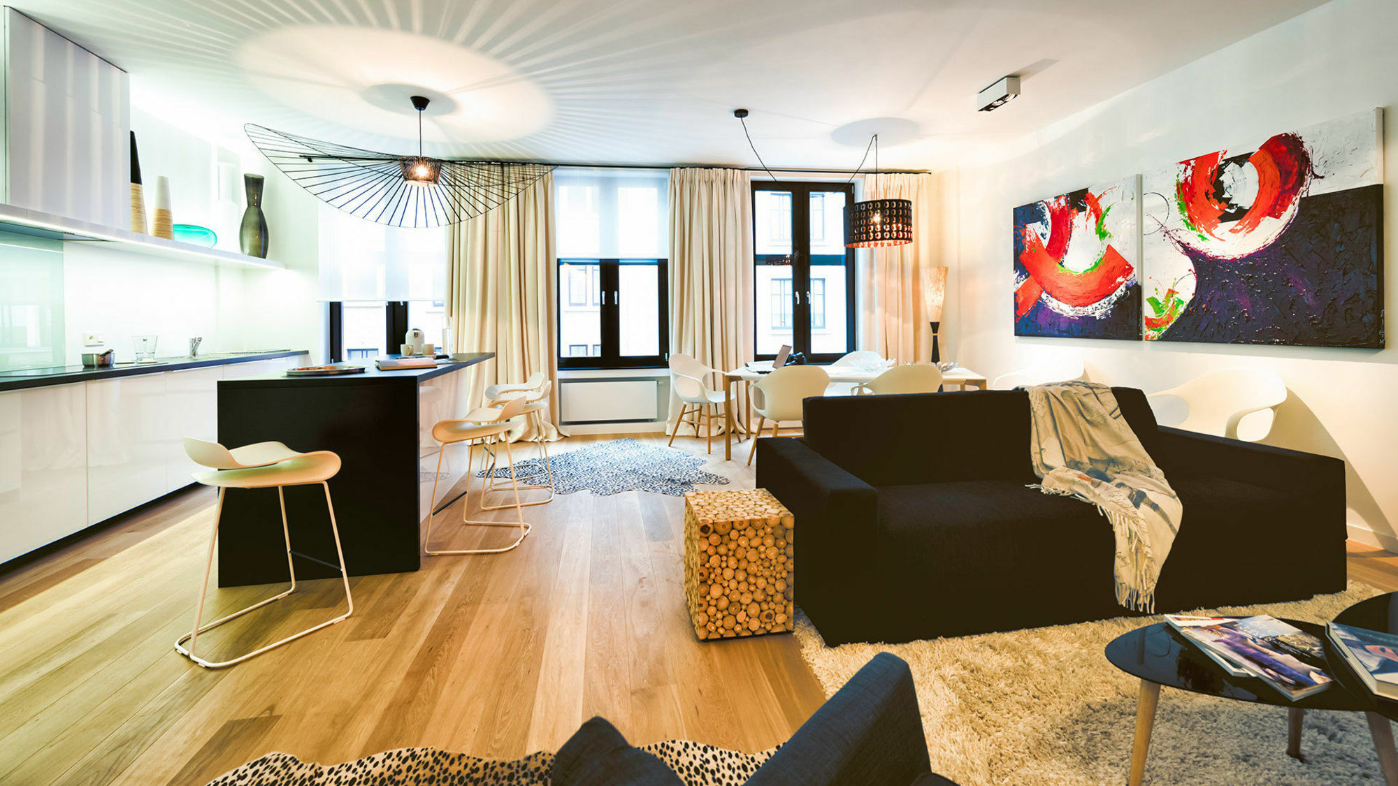 Charles Home - Grand Place Aparthotel Brussels