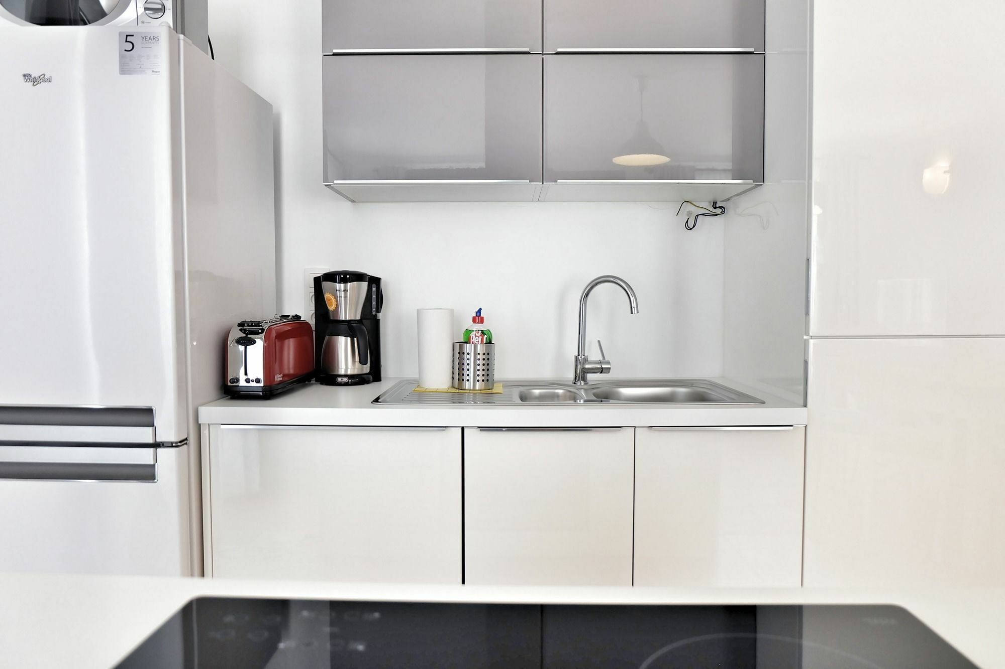 Spot Khách sạn hẻo lánh Brussels