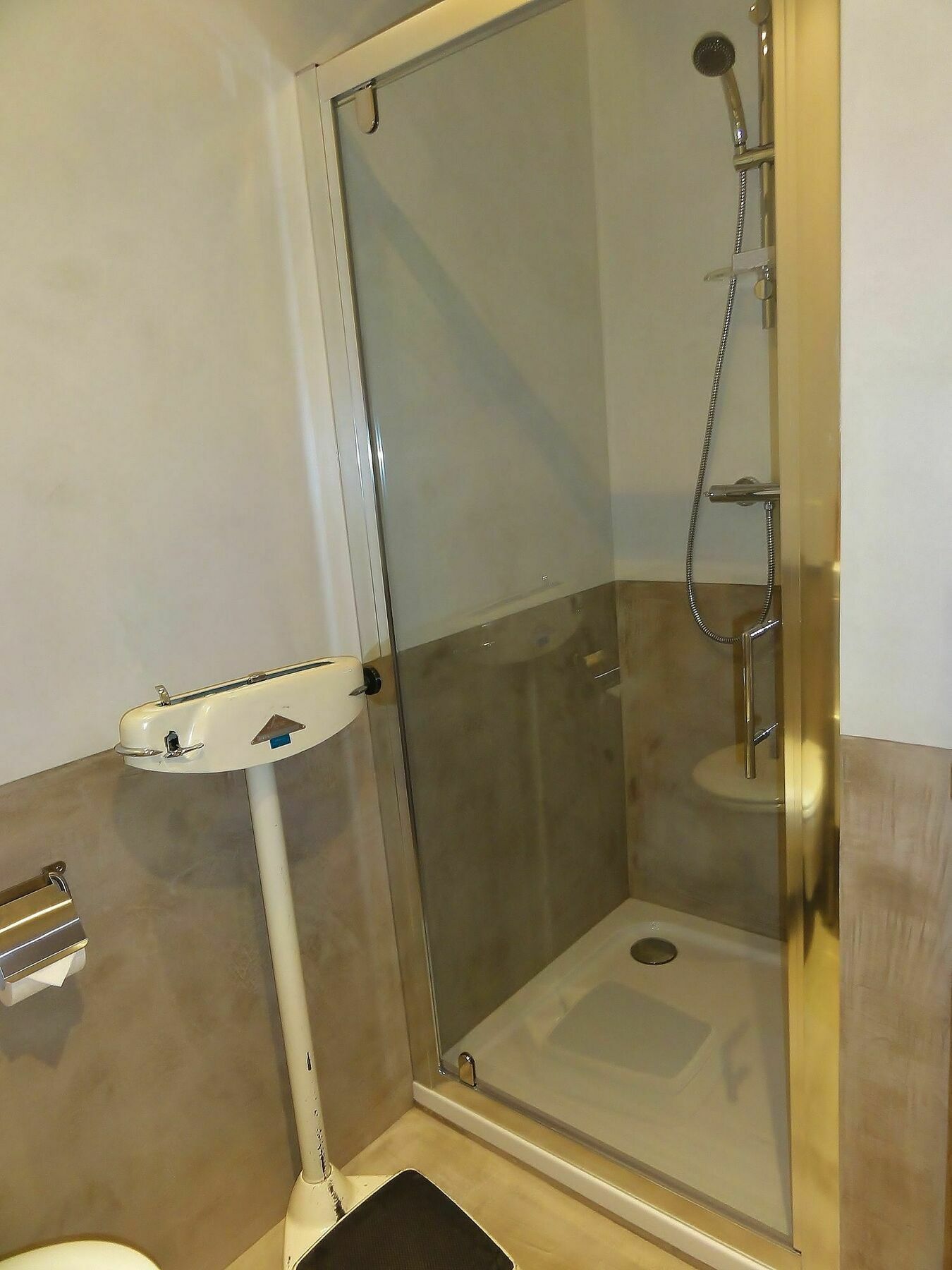 Train Flat Apartment Brussels
