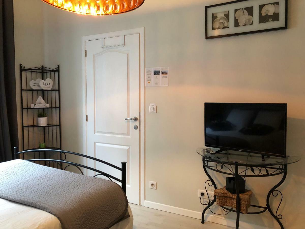 Petit Appartement Jourdan Eu *