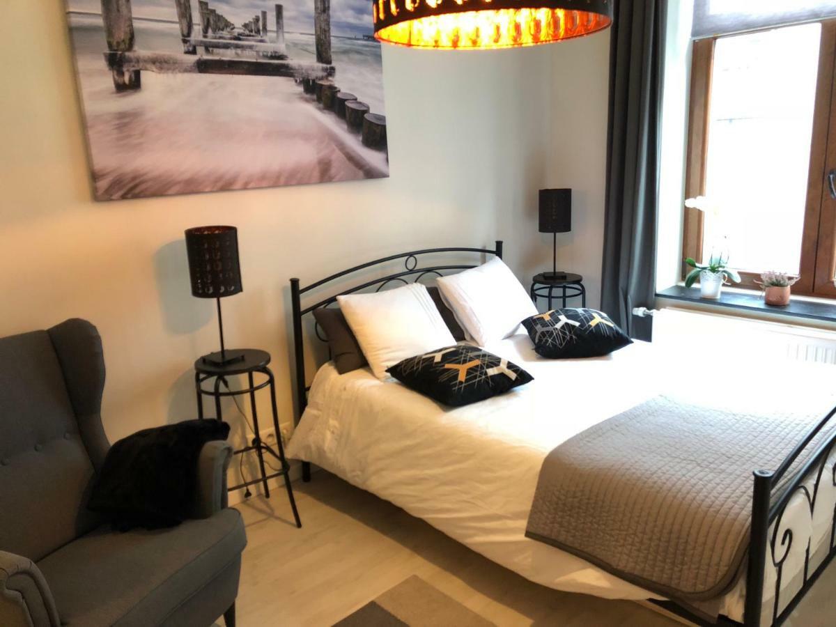 Petit Appartement Jourdan Eu