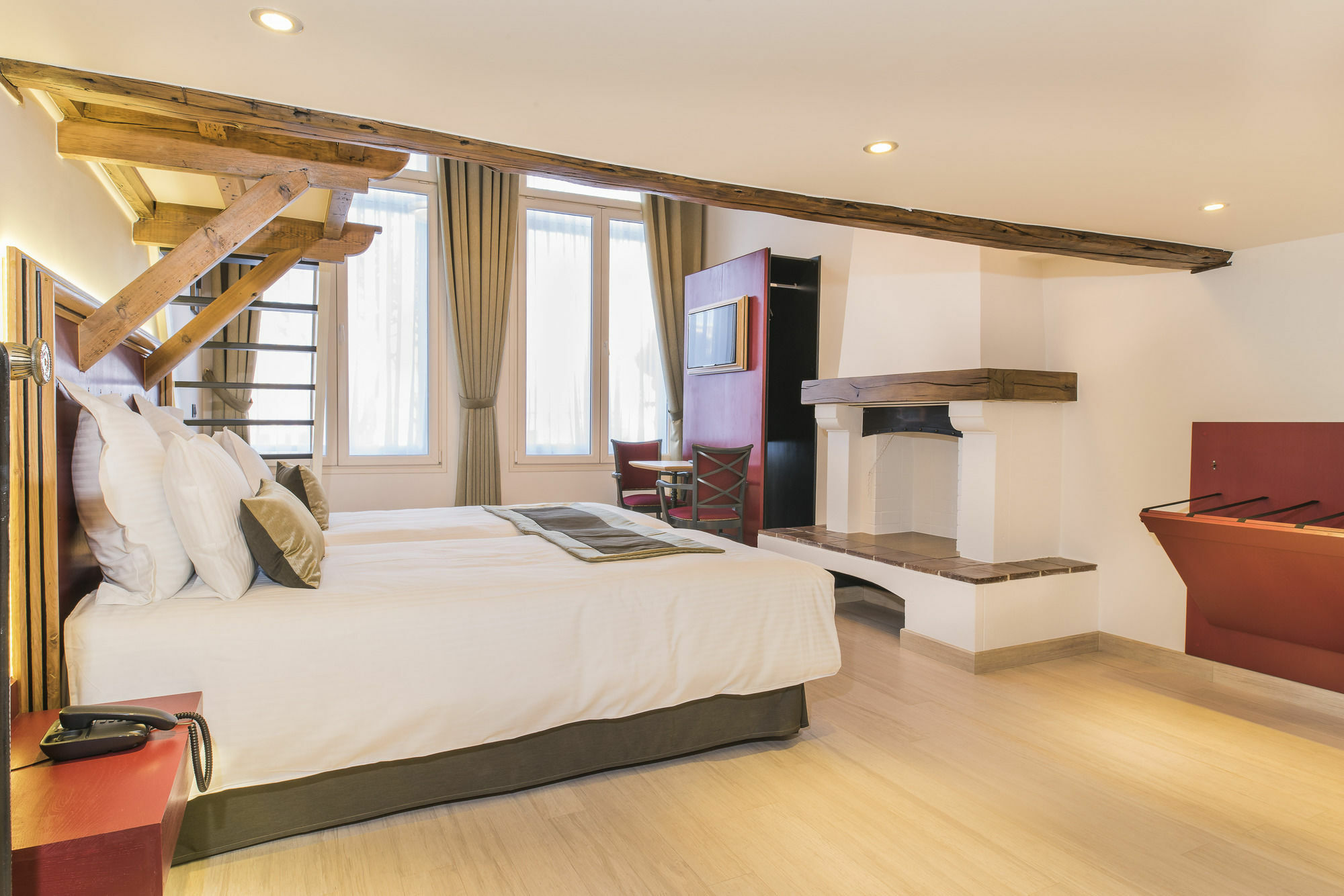 Agora Grand Place 3* Brussels