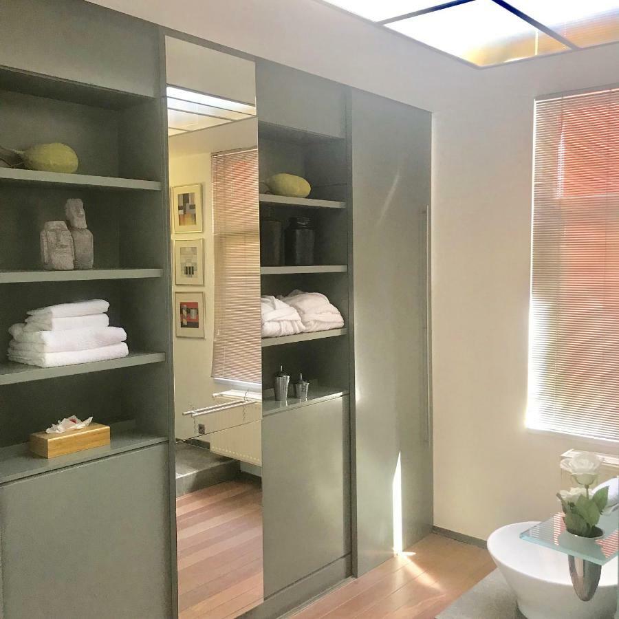Les Lofts D'artistes Guest house Saint-Gilles