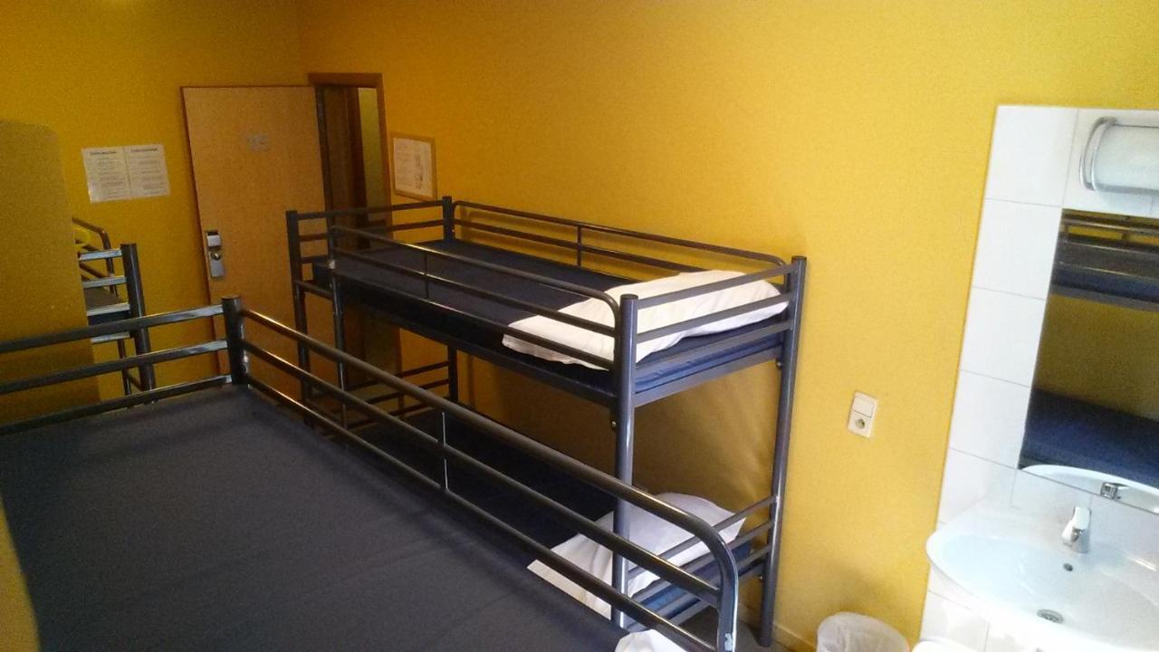 Hostel Gogh Youth Centre Brussel